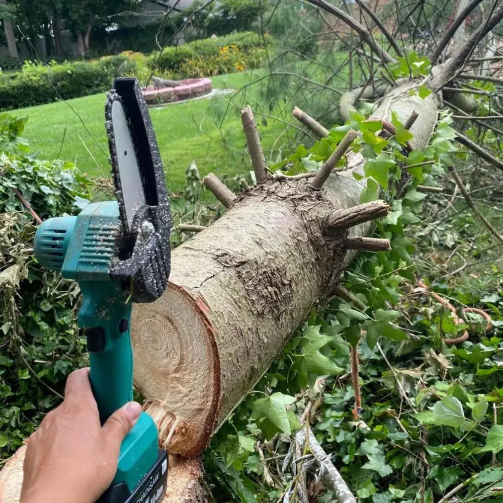 6" Cordless Electric Pruning Chainsaw