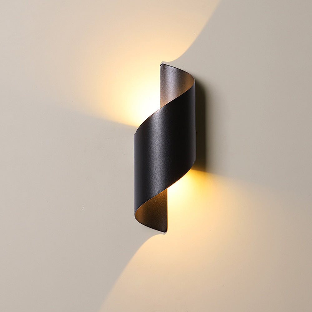 LED Wall Light with Minimalist Aluminum Design
